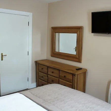 Wild Atlantic 68 Burnside Park Apartment